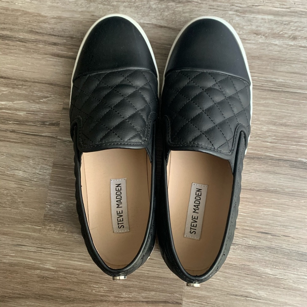 Steve Madden “Zaander” shoe